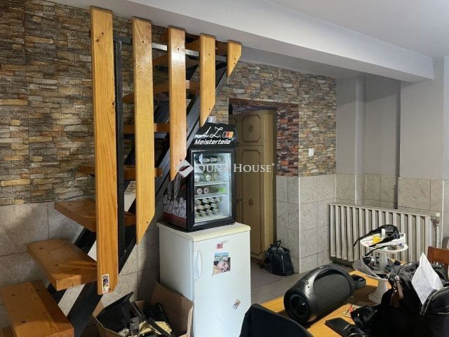 Eladó családi ház, Baján 49 M Ft, 4 szobás