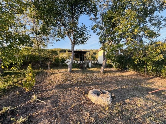 Eladó nyaraló, Várpalotán 8.5 M Ft, 1 szobás