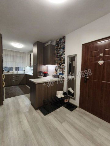 Eladó panellakás, Budapesten, III. kerületben 105 M Ft