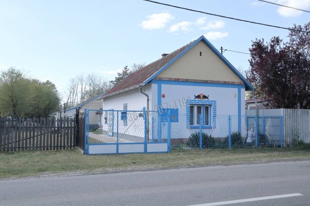 Eladó mezogazdasagi ingatlan, Sándorfalván 26.9 M Ft, 2 szobás