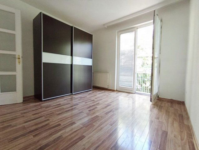 Kiadó téglalakás, albérlet, II. kerületben, Pasaréti úton