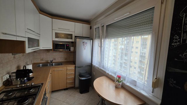 Eladó panellakás, Székesfehérvárott, Rákóczi úton 62.9 M Ft