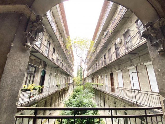 Eladó téglalakás, Budapesten, VII. kerületben 156 M Ft, 3 szobás