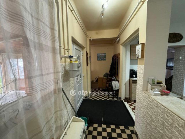Eladó családi ház, Monostorpályin 39.9 M Ft, 2 szobás