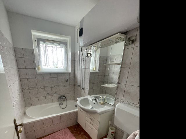 Kiadó téglalakás, albérlet, Székesfehérvárott 170 E Ft / hó
