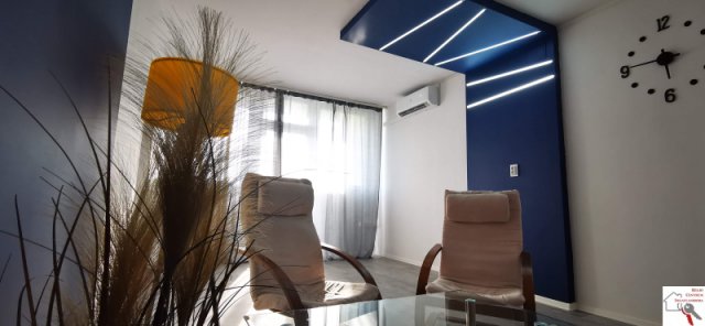 Eladó panellakás, Pécsett 69.5 M Ft, 3 szobás