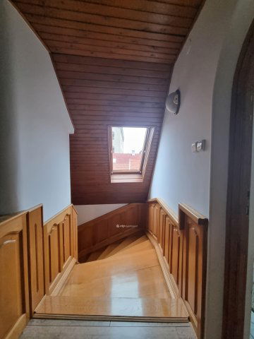 Eladó családi ház, Pápán 117 M Ft, 2+2 szobás