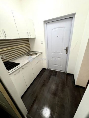 Eladó téglalakás, Budapesten, VII. kerületben 38 M Ft, 1 szobás