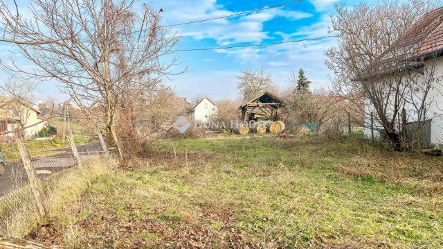 Eladó telek, Zamárdiban 33.9 M Ft / költözzbe.hu