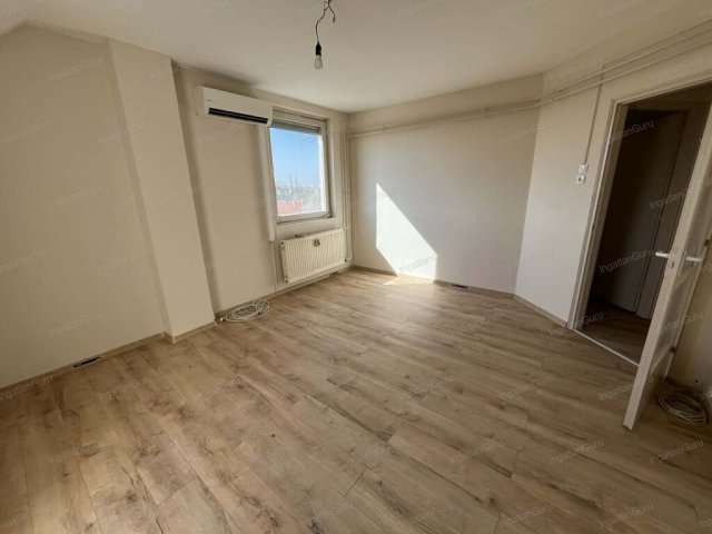 Eladó téglalakás, Kecskeméten 43 M Ft, 2 szobás