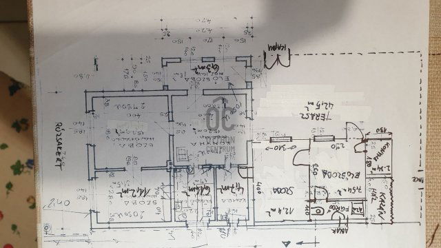 Eladó családi ház, Ózdon 23.5 M Ft, 3 szobás
