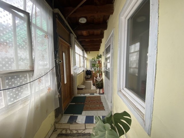 Eladó családi ház, Zsámbokon 30 M Ft, 2 szobás