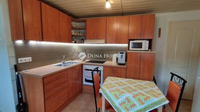 Eladó családi ház, Meggyeskovácsin 43.5 M Ft, 2 szobás
