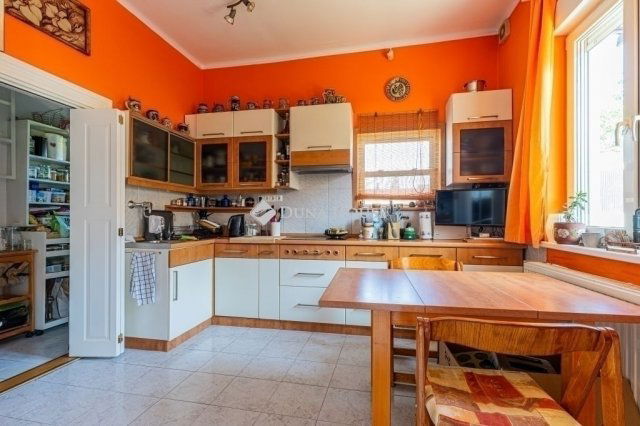 Eladó családi ház, Budapesten, XV. kerületben 109 M Ft, 3 szobás