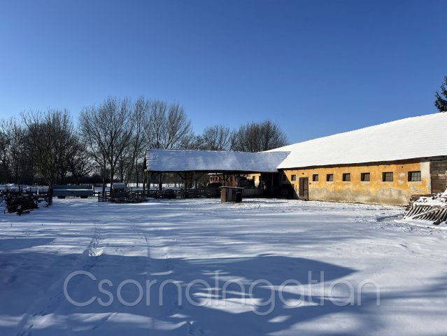 Eladó családi ház, Potyondon 57 M Ft, 2 szobás