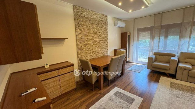 Eladó sorház, Gyulán 92 M Ft, 2+3 szobás / költözzbe.hu