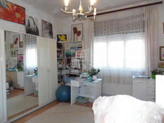 Eladó családi ház, Fóton 110 M Ft, 4+1 szobás
