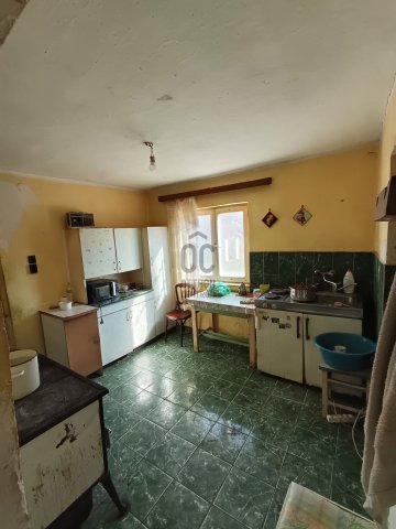 Eladó családi ház, Zajkon 6 M Ft, 2 szobás