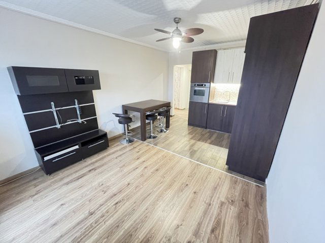 Eladó panellakás, Kaposváron, Füredi utcában 42.9 M Ft