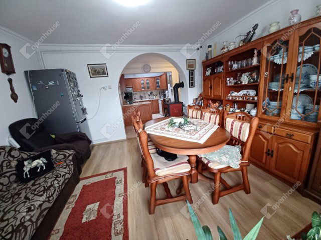 Eladó családi ház, Debrecenben 69.9 M Ft, 3 szobás