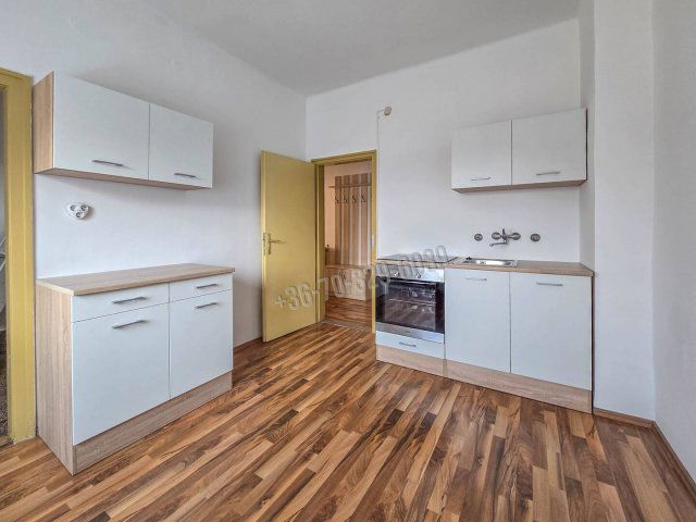 Eladó családi ház, Sopronban 94.9 M Ft, 3 szobás