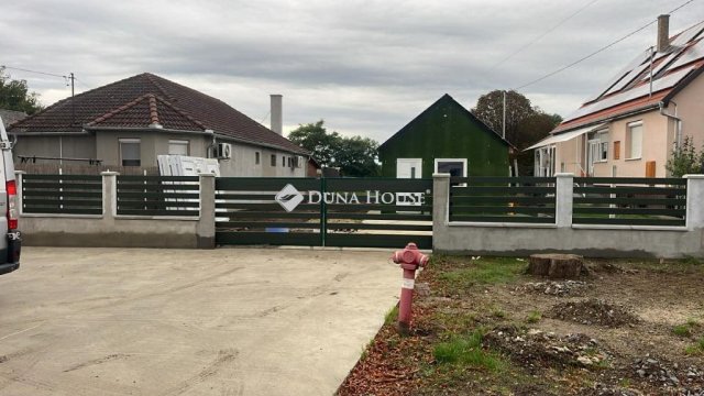 Eladó családi ház, Demecseren, Nagy utcában 20 M Ft, 1 szobás