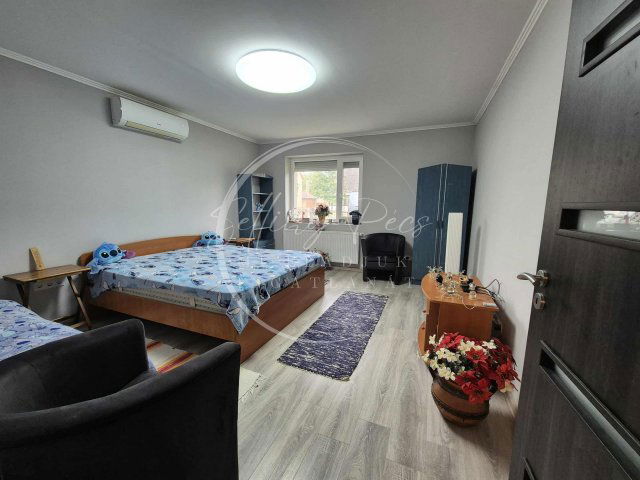 Eladó családi ház, Szigetváron 60 M Ft, 4+1 szobás
