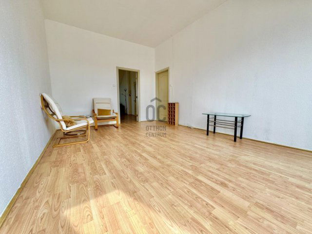 Eladó téglalakás, Vecsésen 76.9 M Ft, 4 szobás