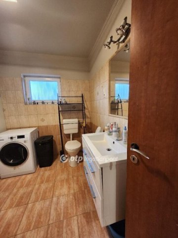 Eladó családi ház, Tökölön 103 M Ft, 4 szobás