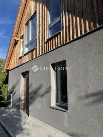 Eladó családi ház, Nagykovácsiban 129.9 M Ft, 2 szobás