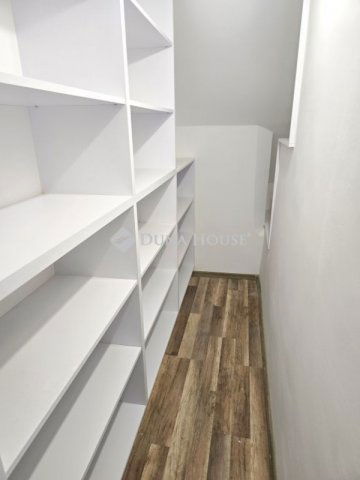 Eladó családi ház, Hosszúhetényen 99 M Ft, 4 szobás