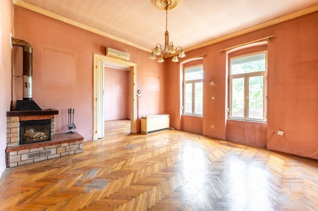 Eladó téglalakás, XIV. kerületben, Rózsavölgyi téren