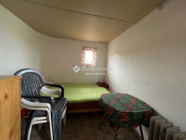 Eladó családi ház, Lajosmizsén 17.5 M Ft, 1+2 szobás
