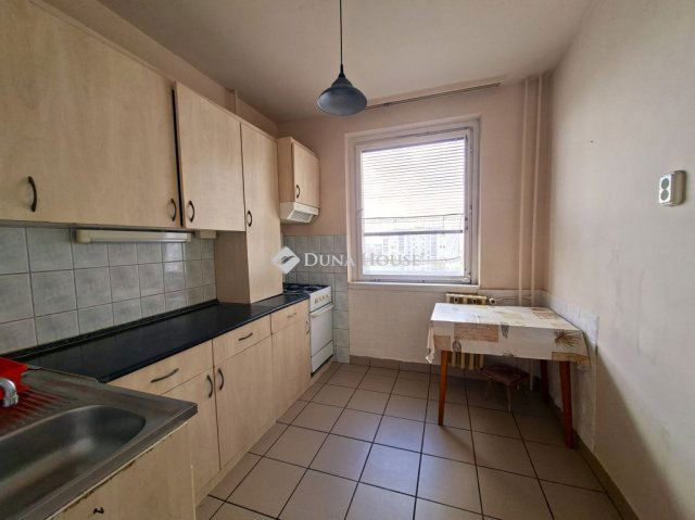 Kiadó panellakás, albérlet, Békéscsabán 110 E Ft / hó