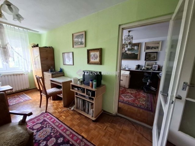 Eladó panellakás, Budapesten, III. kerületben 73 M Ft, 3 szobás