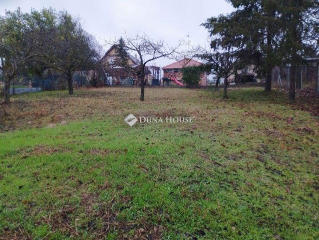 Eladó telek, Mogyoródon 33 M Ft / költözzbe.hu