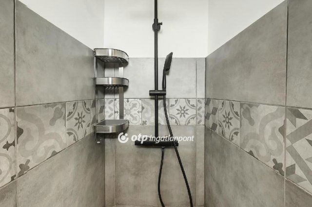 Eladó családi ház, Gyenesdiáson 139 M Ft, 4+1 szobás