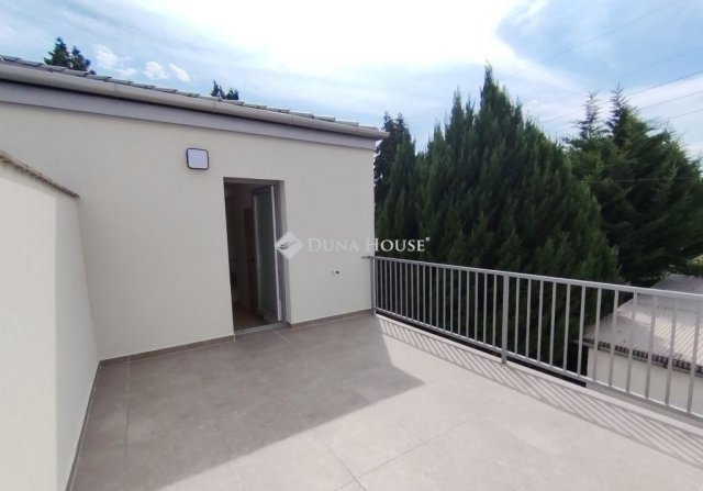 Eladó téglalakás, Budapesten, XVIII. kerületben 116.1 M Ft