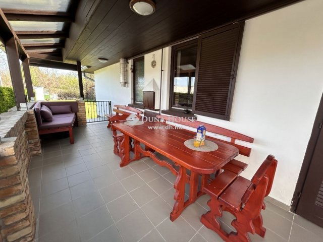 Eladó családi ház, Baján 39.5 M Ft, 2 szobás