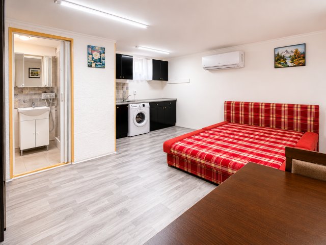 Kiadó családi ház, albérlet, Gyálon 940 E Ft / hó, 6 szobás