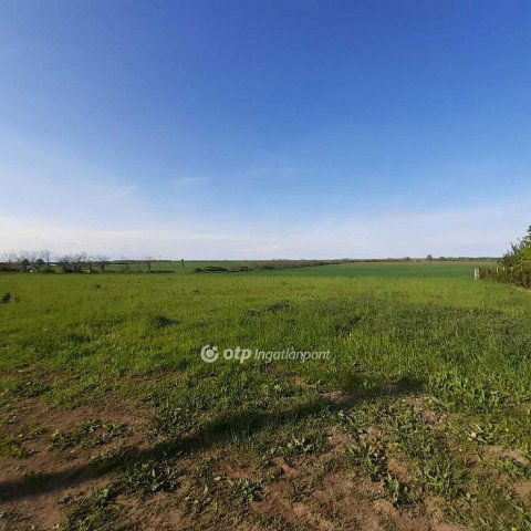 Eladó telek, Atkáron 15 M Ft / költözzbe.hu