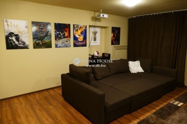 Eladó családi ház, Budapesten, XVIII. kerületben 197.9 M Ft