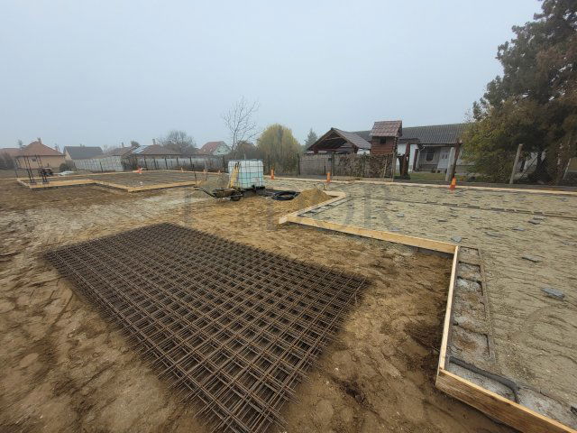 Eladó ikerház, Ócsán 94.9 M Ft, 5 szobás / költözzbe.hu