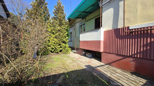 Eladó családi ház, Budapesten, XV. kerületben 79.9 M Ft