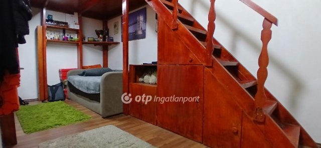 Eladó téglalakás, Budapesten, VIII. kerületben 32.5 M Ft