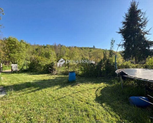 Eladó telek, Nyergesújfaluban 1.6 M Ft / költözzbe.hu