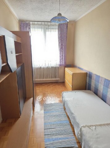 Eladó téglalakás, Tapolcán 34.9 M Ft, 2 szobás