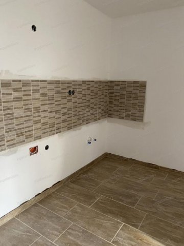 Eladó családi ház, Kerekegyházán 59.9 M Ft, 2 szobás