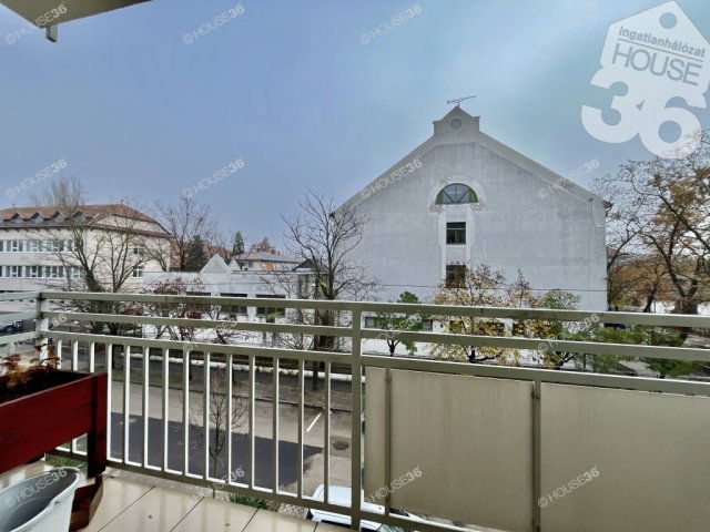 Kiadó téglalakás, albérlet, Kecskeméten 210 E Ft / hó