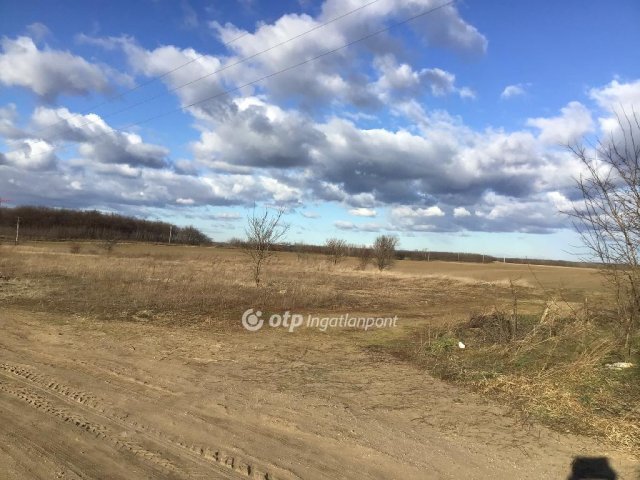 Eladó telek, Dabason 1052.978 M Ft / költözzbe.hu
